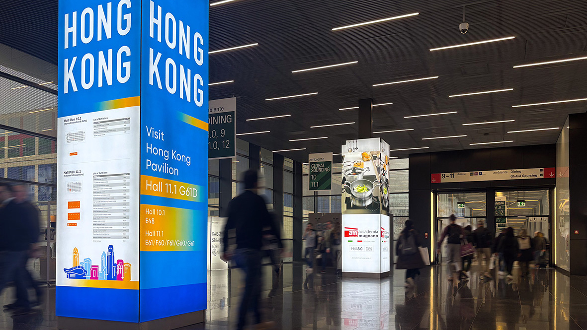 Column covering illuminated