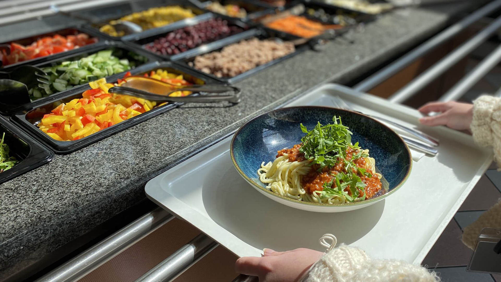 Still in first place: According to an analysis of the most popular lunchtime dishes by Apetito, spaghetti bolognese with minced beef once again tops the list of favourites. Photo: Apetito